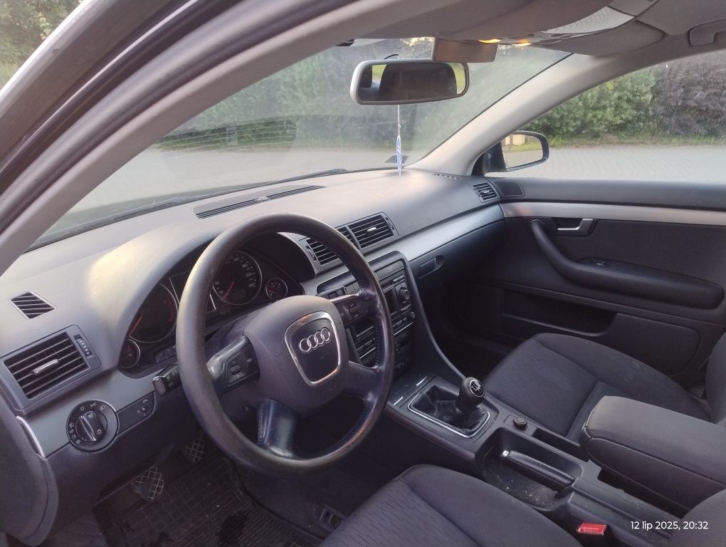 Audi A4 B7 2.0 TDI 140 km  6 biegowa