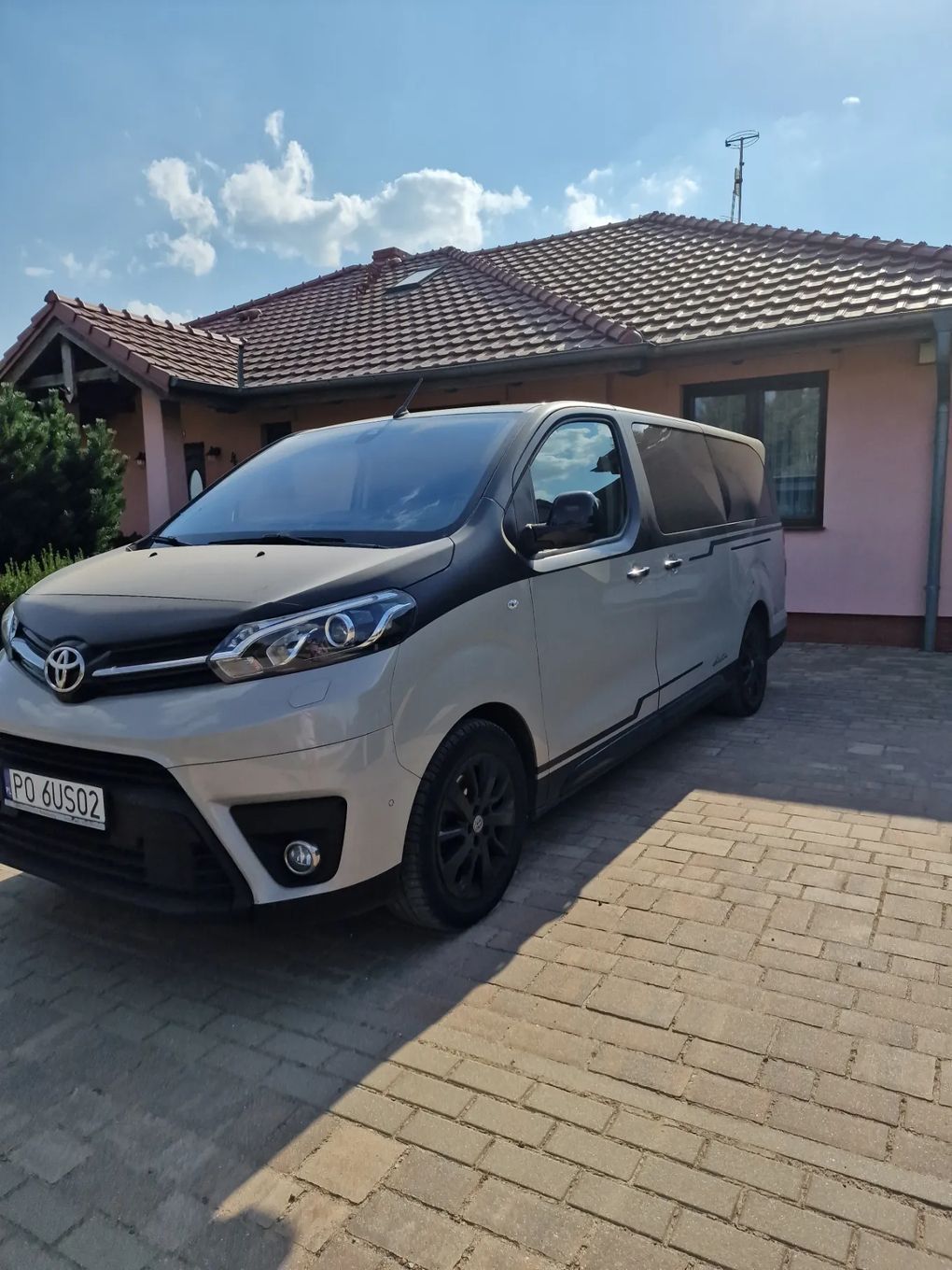 Toyota Proace Verso Toyota Proace Verso Long SELECTION VIP 7 osobowy Skyview