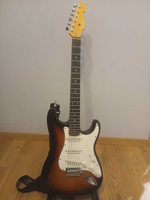 Stratocaster Tribute Starlight