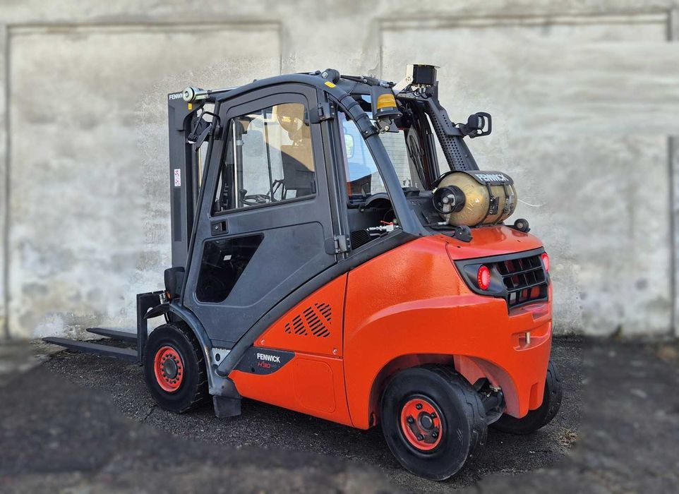 Wózek widłowy Linde H30 • wolny skok • KABINA • 4 sekcje • LEASING
