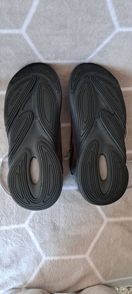 Buty szare Adidas-Ozelia