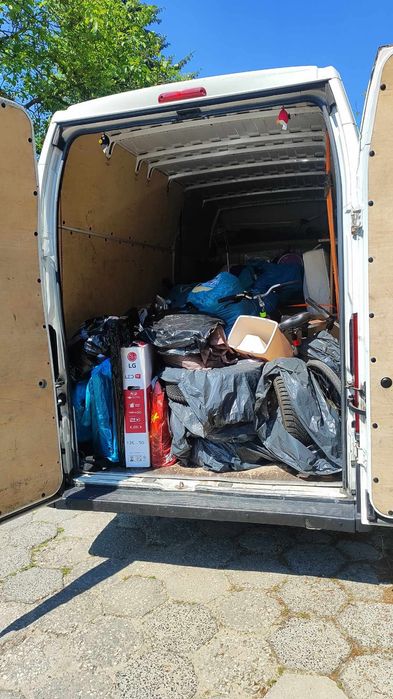 Wywóz starych mebli opróżnianie mieszkań piwnic utylizacja sprzątanie