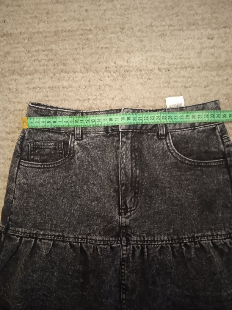 Продам джинсову юбку фірма Cropp XS розмір