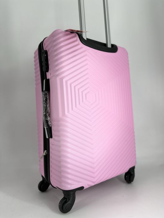 Nowa walizka średnia - Galanteria Matejko