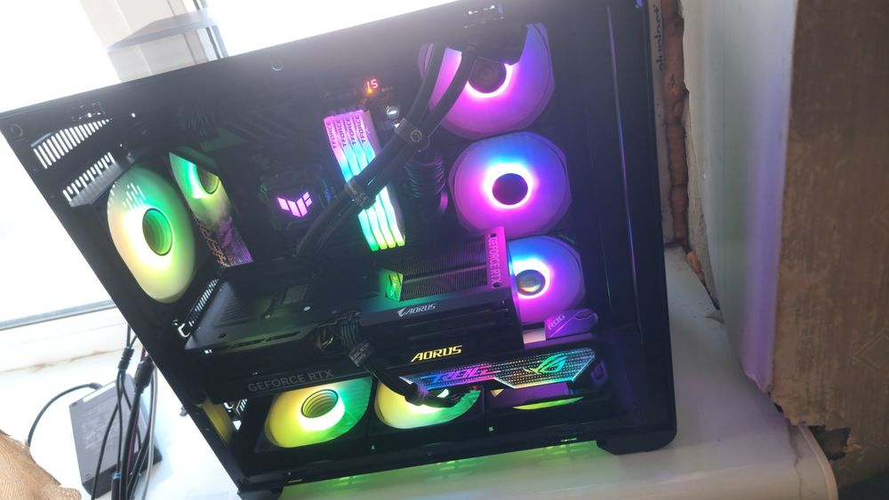 Продам игровой компьютер 9800x3d rtx 5070