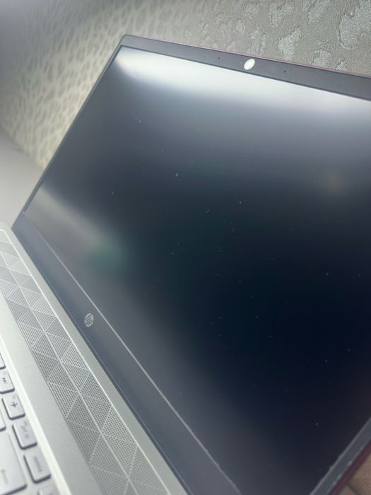 Ноутбук HP Pavilion Notebook 15-cs0049ur