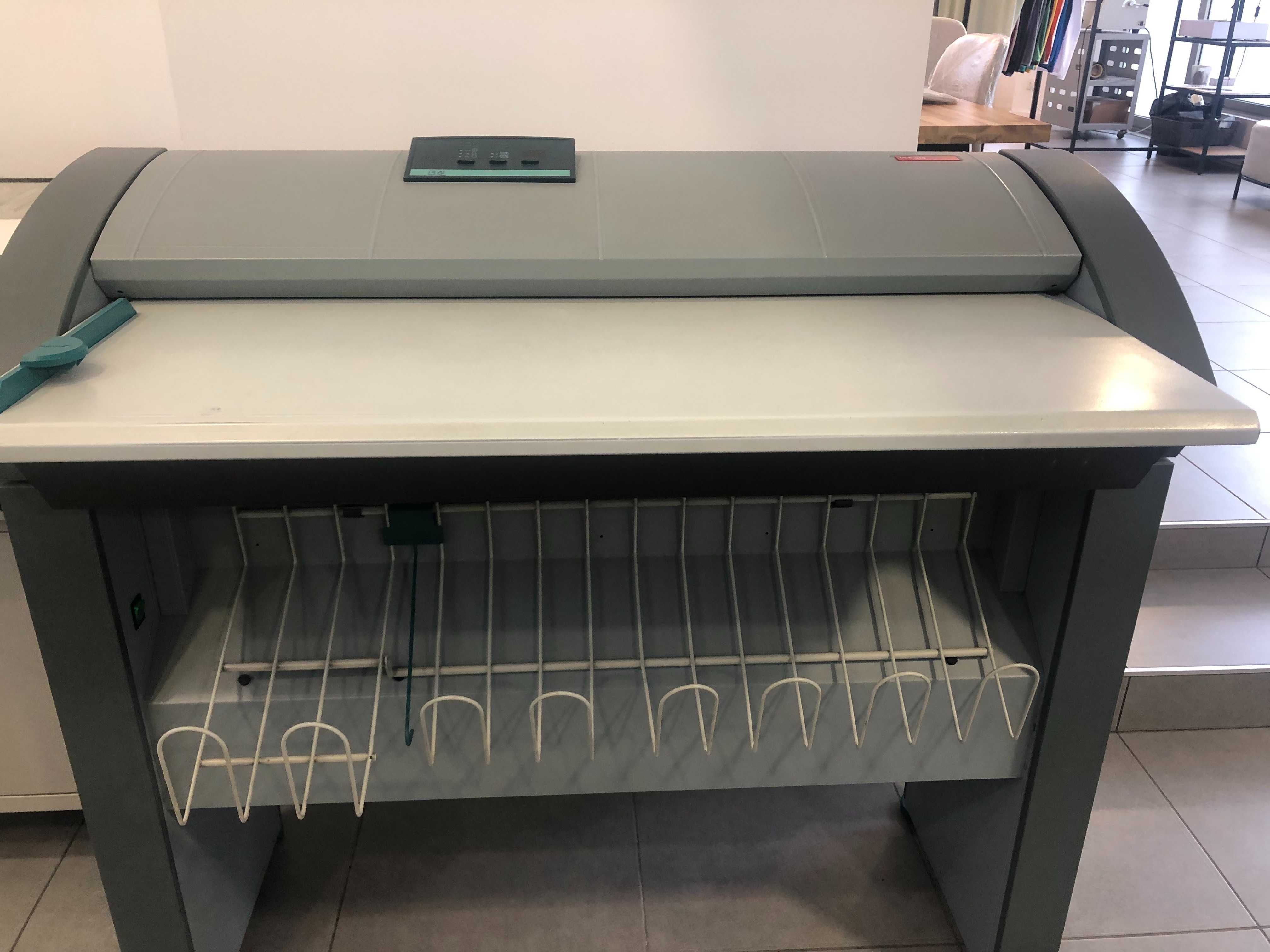 OCÉ 940 máquina de dobrar grandes formatos