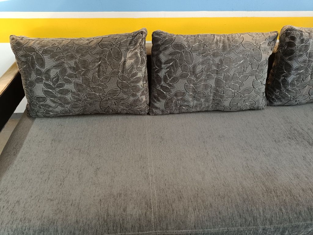 Sofa, łóżko, kanapa z funkcją spania