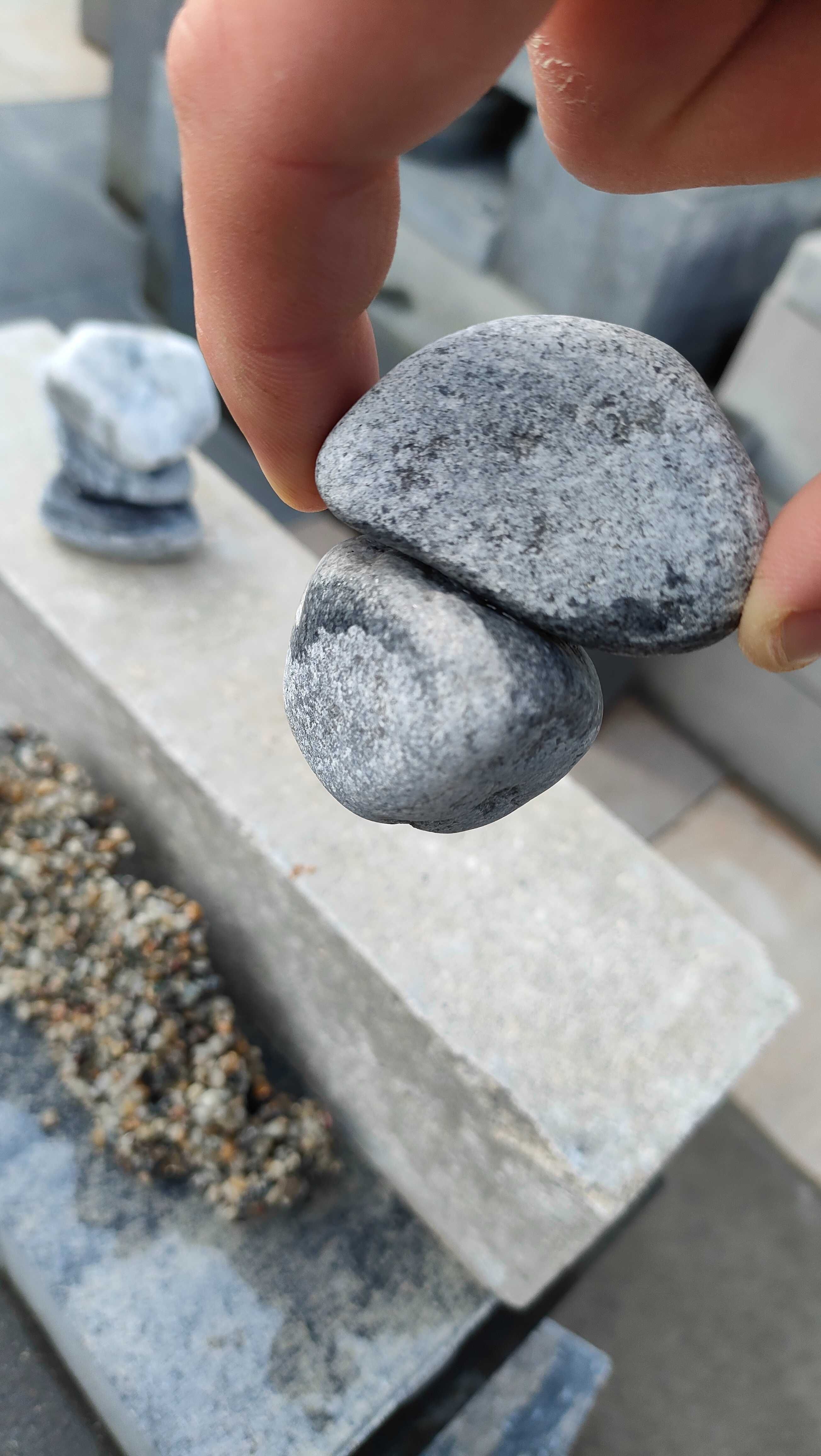 Stabilizator do kamienia spoiwo Stonehold klei kamień kamienny dywan