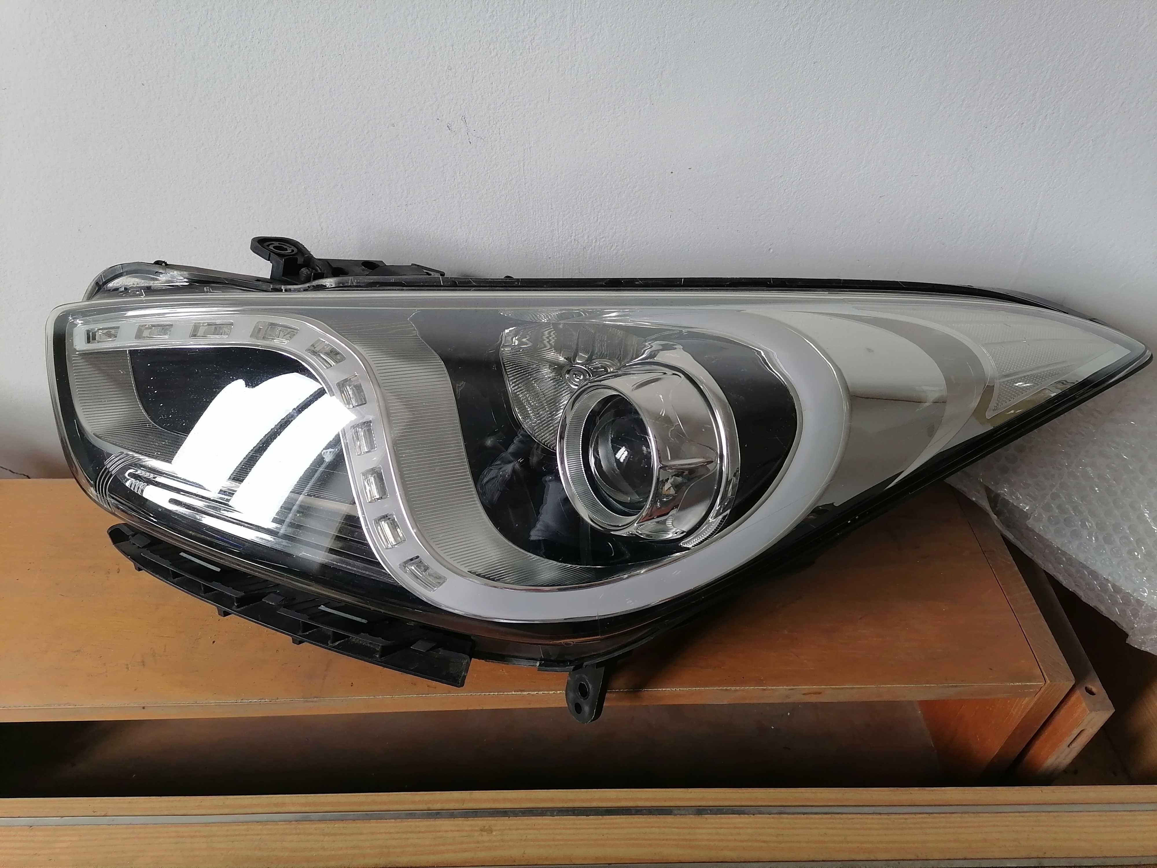 Farol Hyundai i40 I40 ótica óptica original