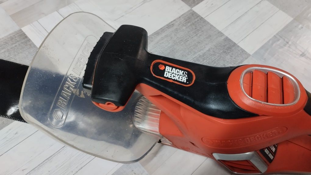 Corta Sebes - Black&decker