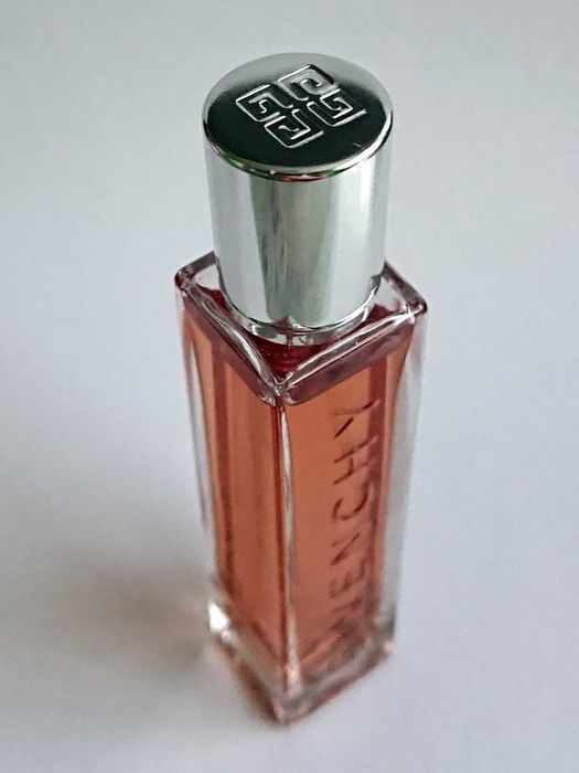 Givenchy Gentleman Reserve Privee EDP 12,5 ml + dodatki