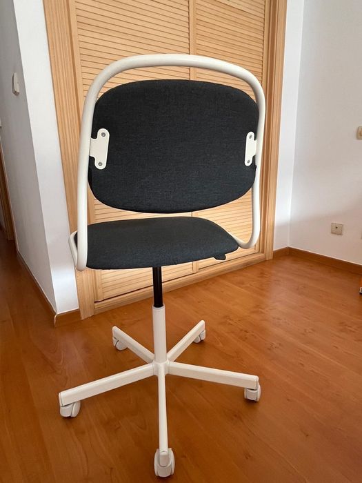 Cadeira IKEA giratória
