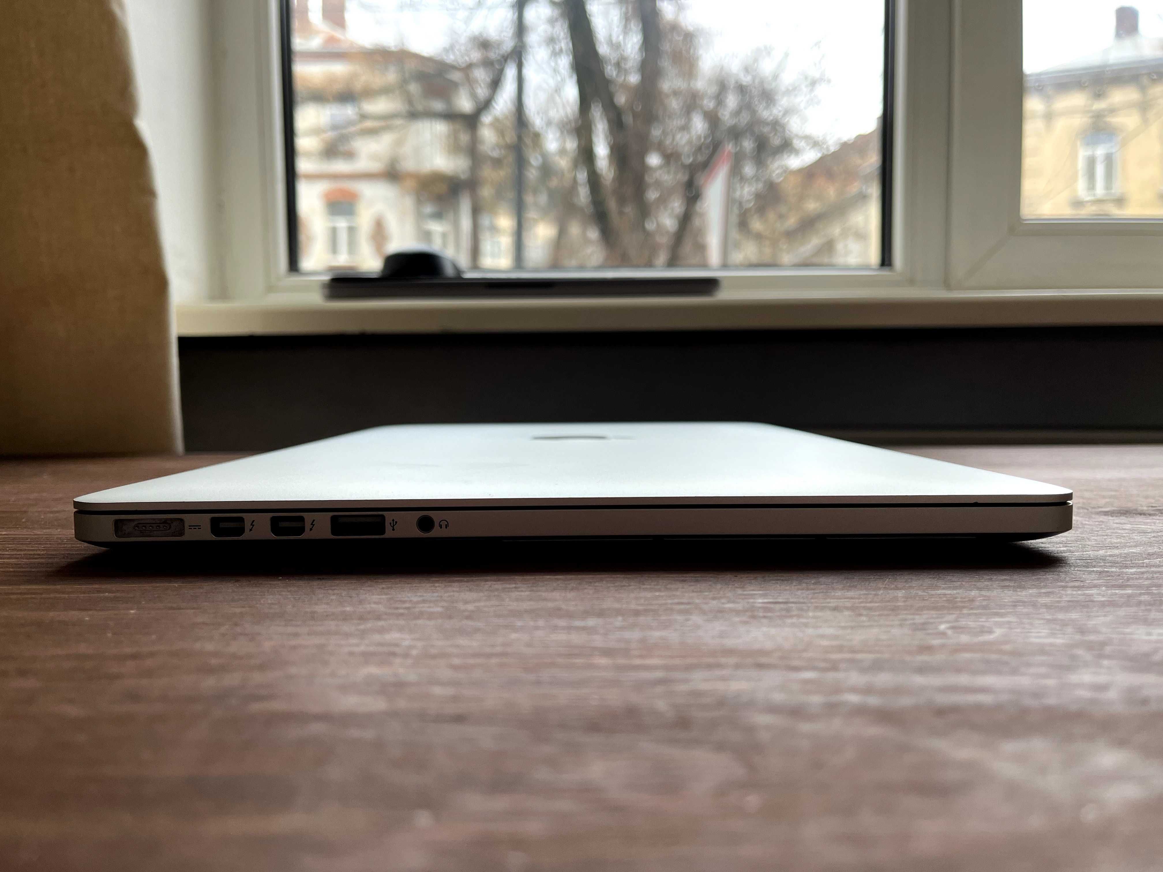 Macbook Pro 15.6/16 2015 I7|16|256 Макбук в хорошому стані