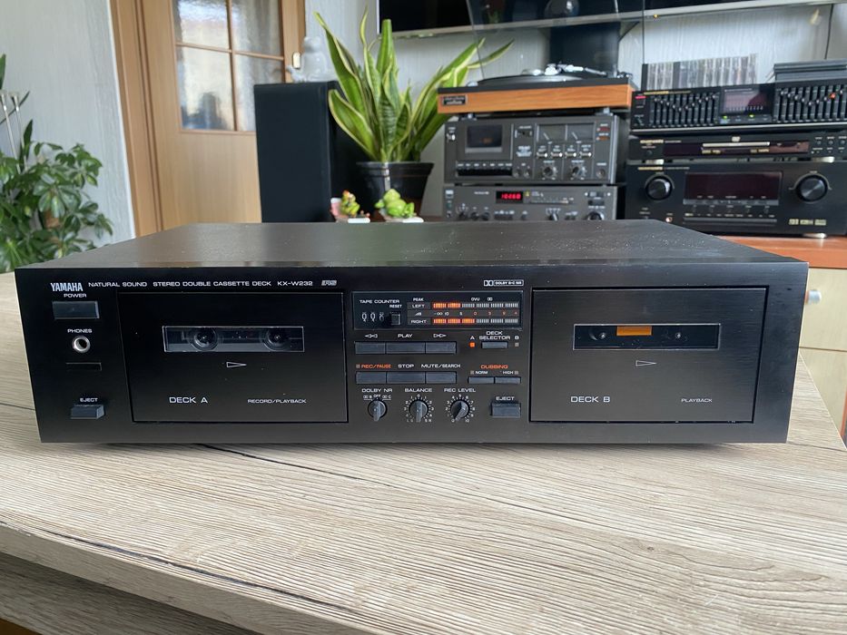 Magnetofon Yamaha KX-W232