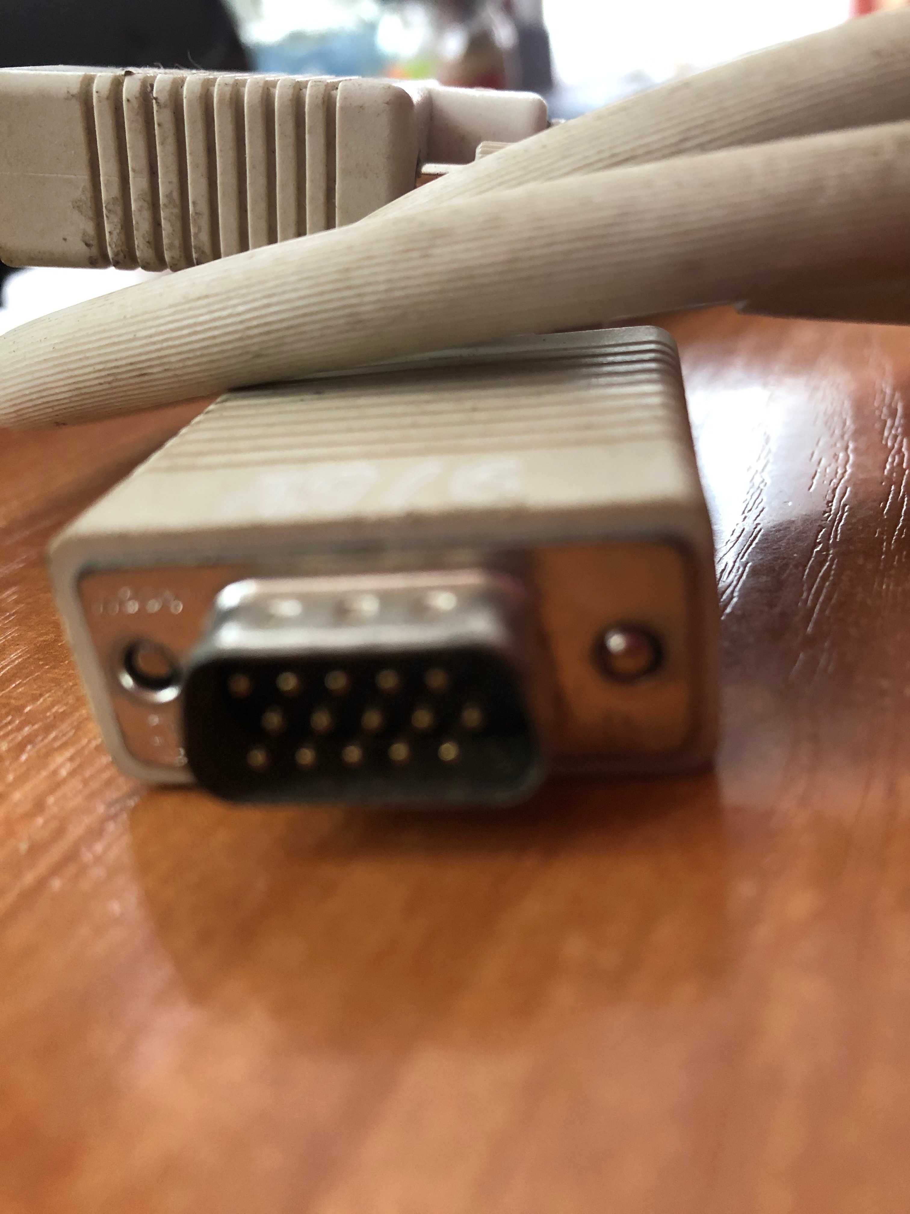 Kabel przewód monitora - łączący monitor z komputerem