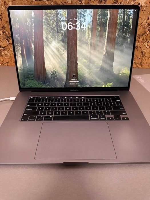 Ноутбук MacBook Pro 16 A2141 (2019) RAM 32Gb/ SSD 512Gb