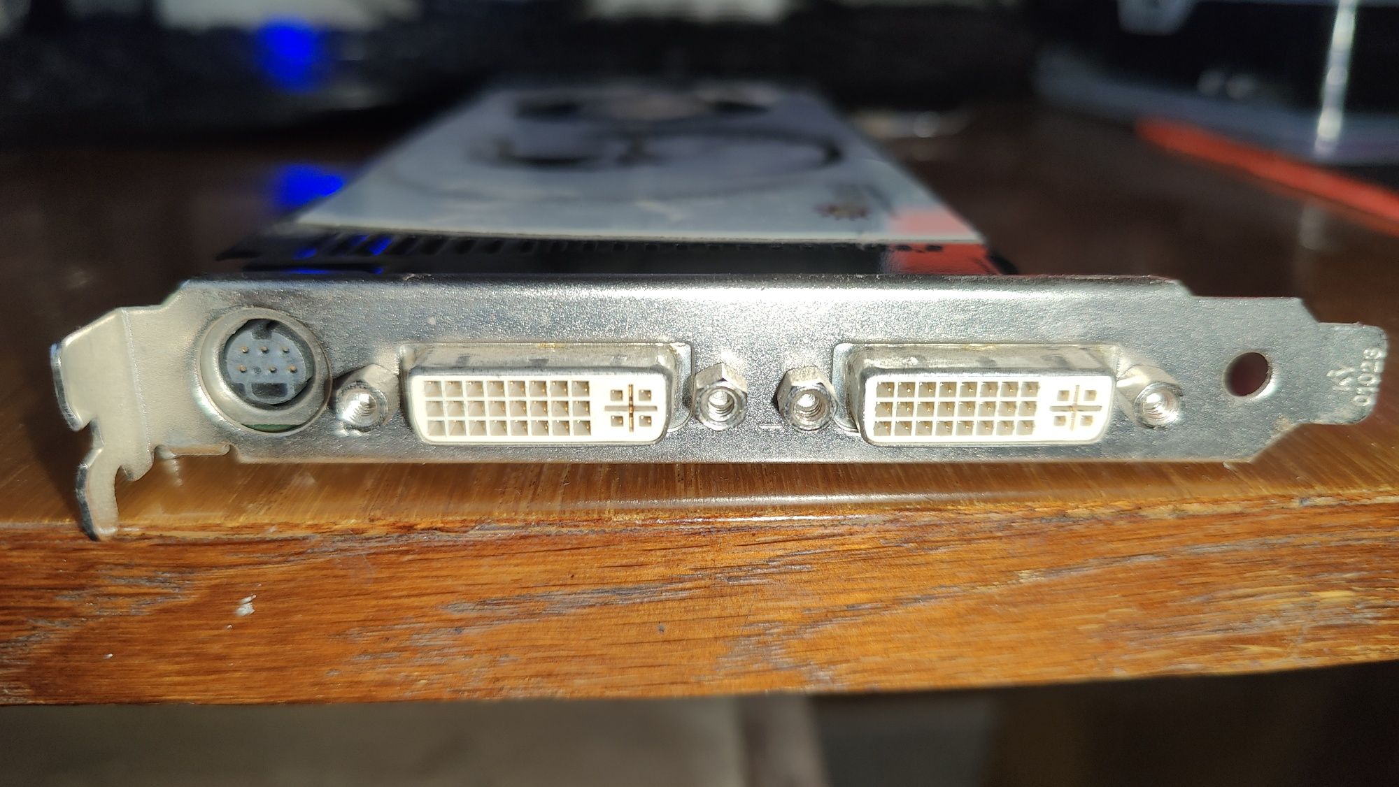 Відеокарта Geforse 9600