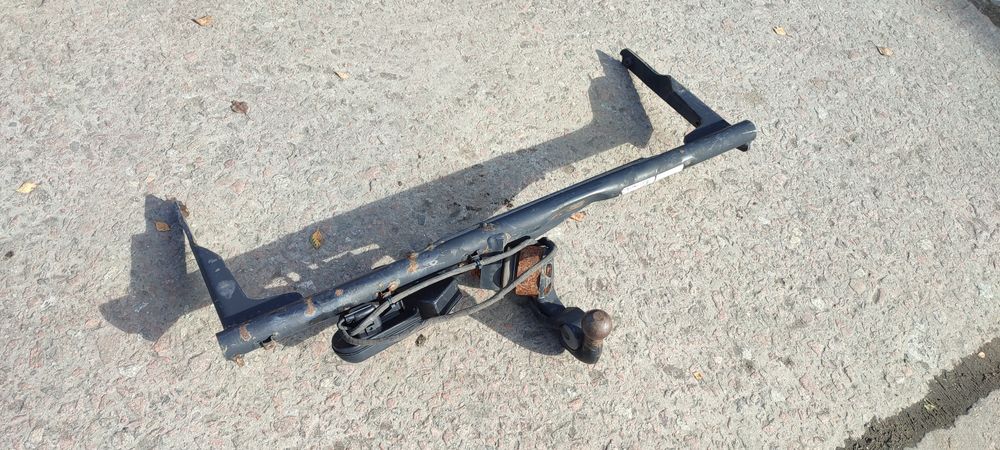 Фаркоп Пасат Б7 електрокрюк 3AA803880G форкоп Passat B7  електровідкид