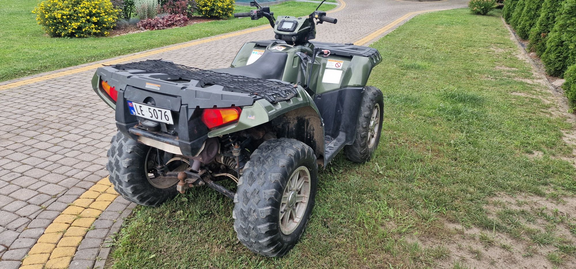 Polaris sportsman 550 (jak yamaha grizzly, cf moto)