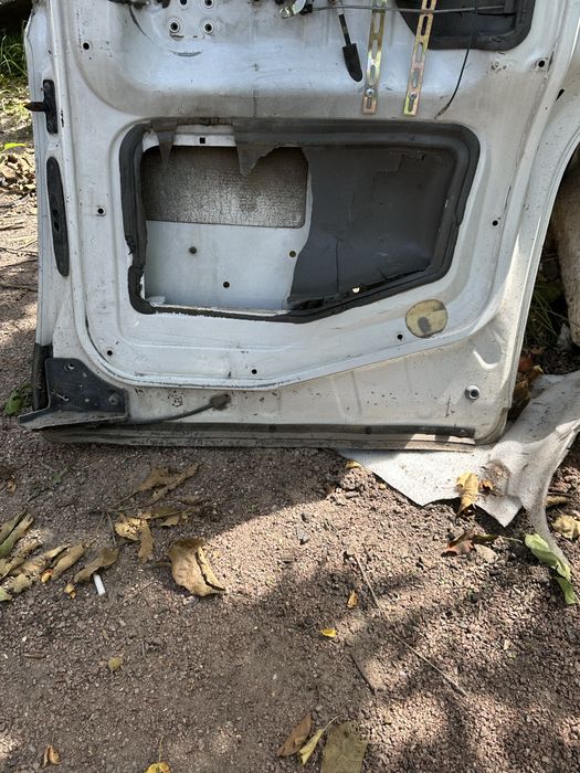 Дверь боковая здвижная пежо партнер ситроен берлинго