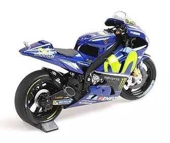 Miniatura 1:18 -Valentino Rossi Yamaha YZR-M1 #46 - Winner MotoGP