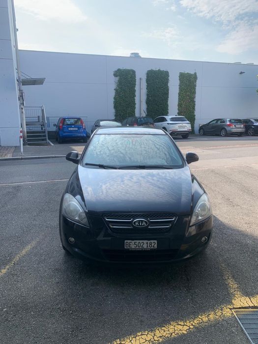 Sprzedam auto Kia