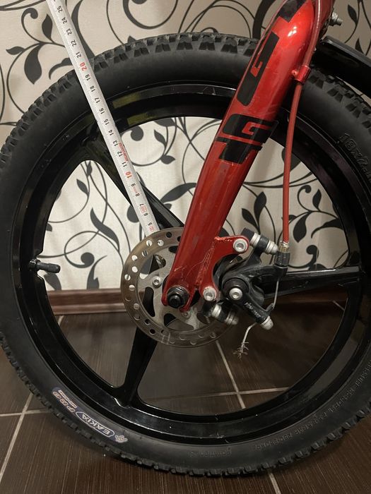 Дитячий велосипед