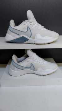 Кроссовки Nike air