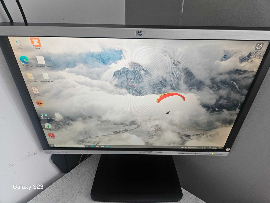 Komputer stacjonarny i5-2500 / 8GB RAM / GT1030 / Monitor 22" + zestaw