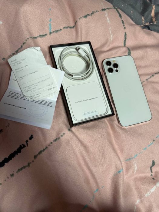 Продам айфон 12 про 128 ГБ