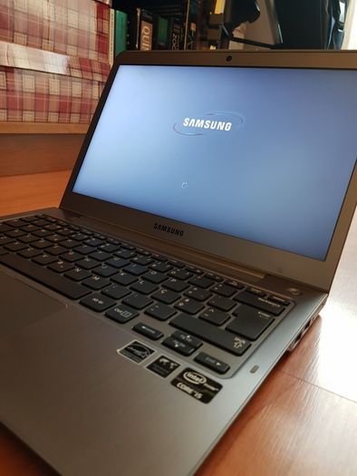 Samsung Ultrabook Core I5