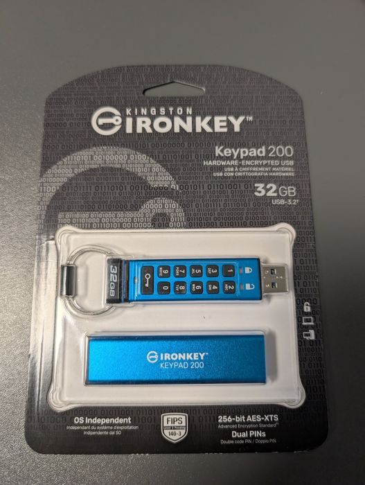 Pamięć USB Kingston IronKey Keypad 200 32 GB