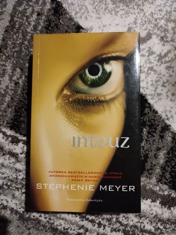 Stephanie Meyer "Intruz"