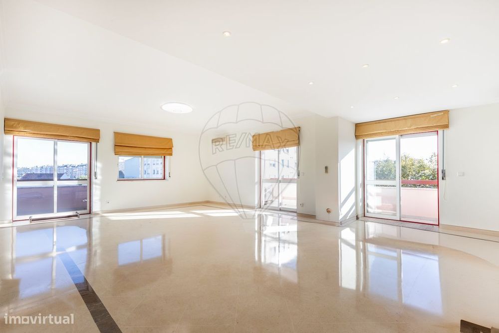Apartamento T3 para arrendamento