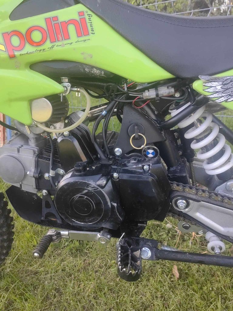 Cross Barton 125 CC