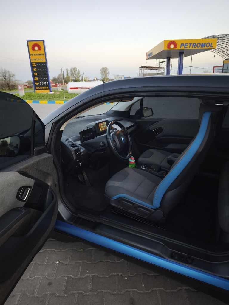 Продам БМВ i3 електро, терміново.