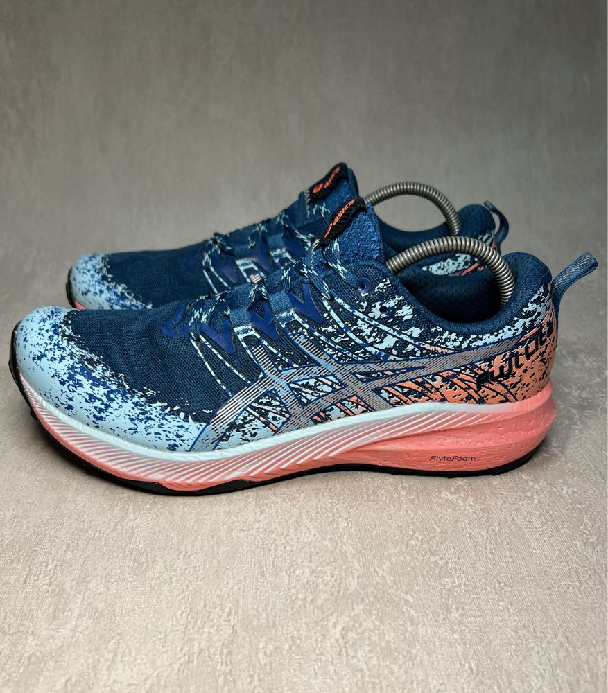 Кросівки Asics Fuji Lite 2
