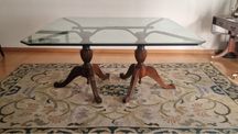 Mesa quadrada em madeira e vidro recolha urgente