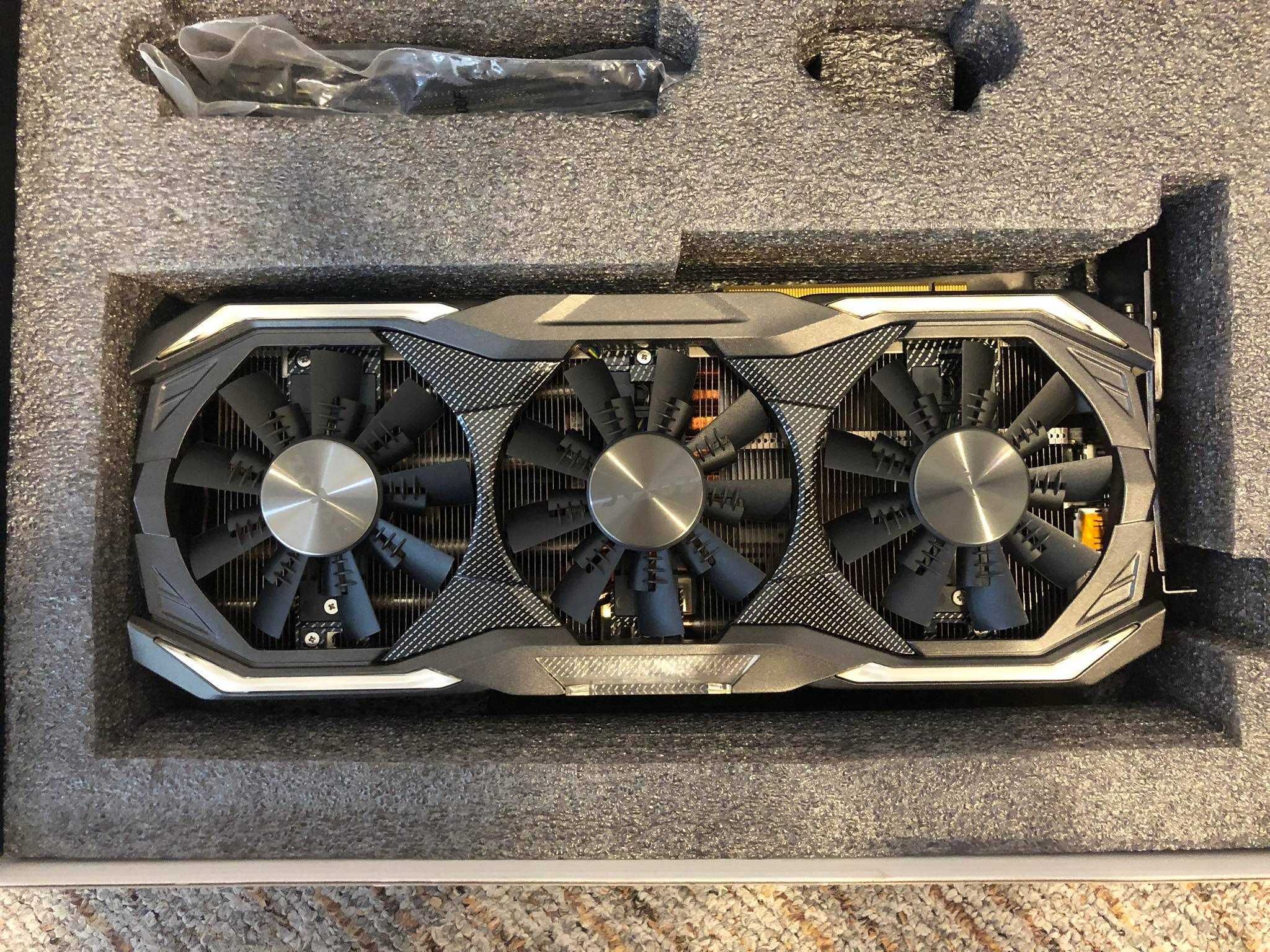 ZOTAC GeForce GTX 1080 AMP Extreme 8 GB GDDR5X