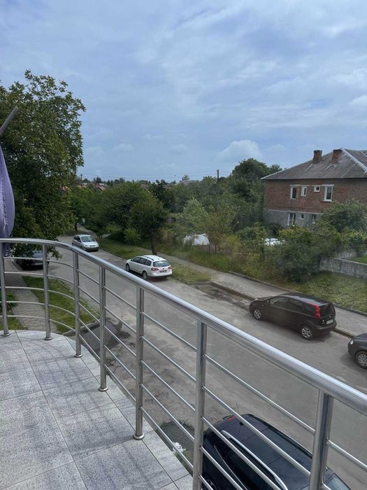 Продам велике комерційне окремостояче приміщення, м Нововолинськ