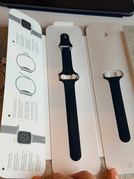 Apple Watch Series 7 45mm size, GPS + Cellular LTE version