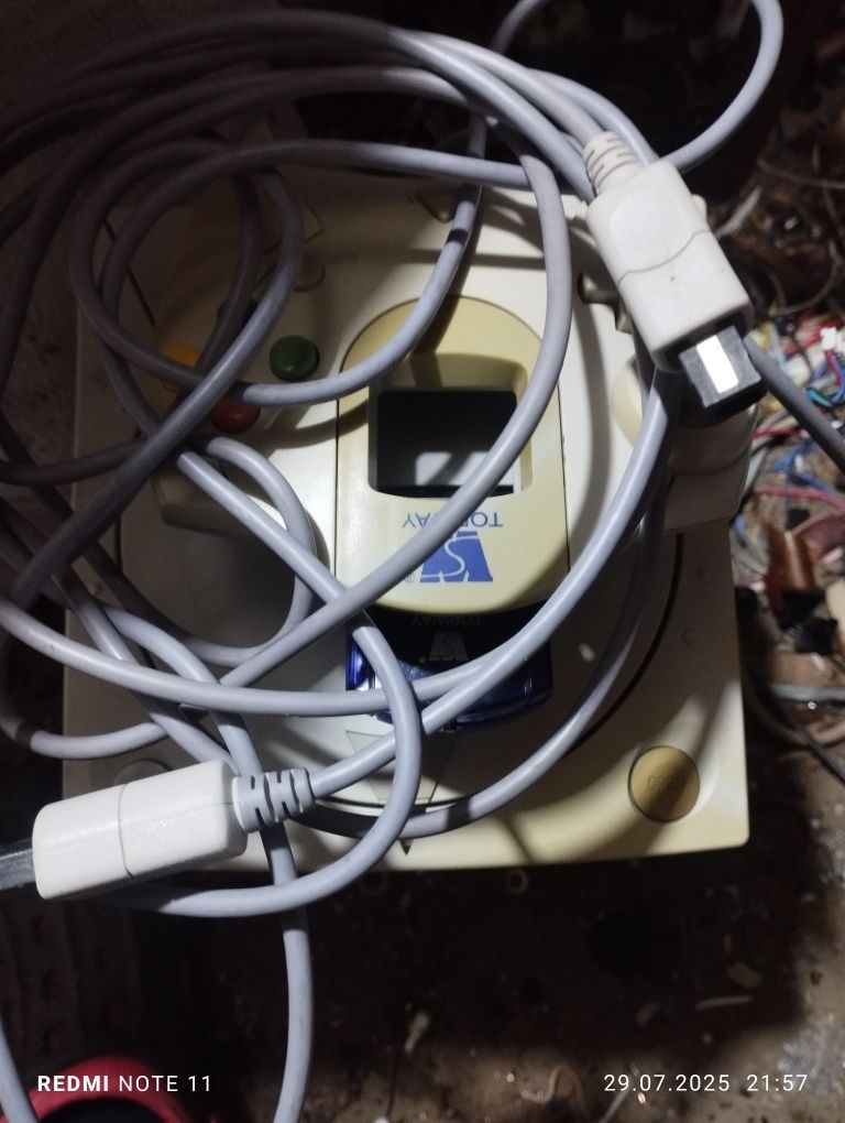 Продам приставку SEGA