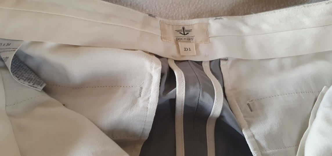 Calças de sarja marca Dockers