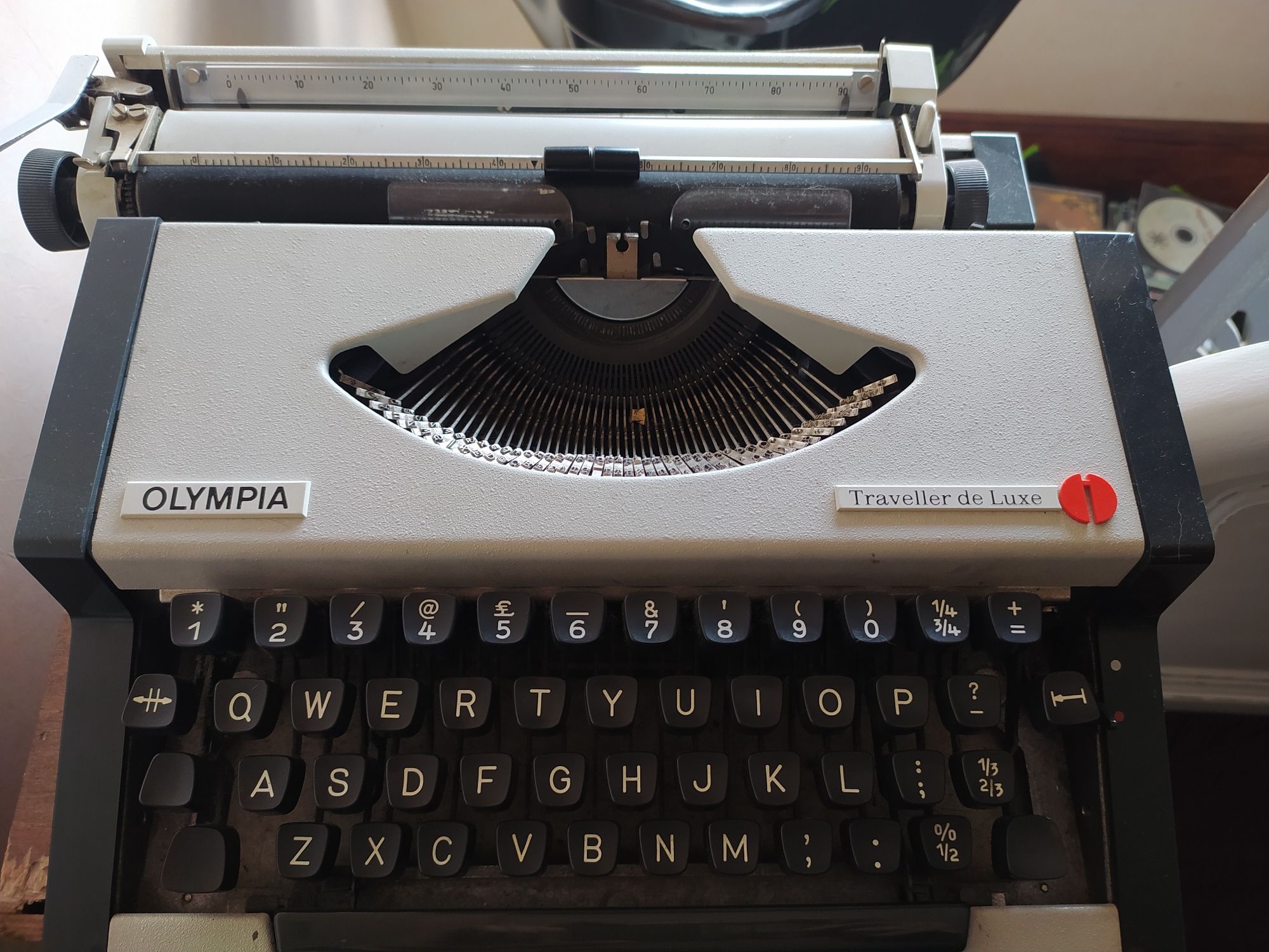 Máquina de escrever - Olympia