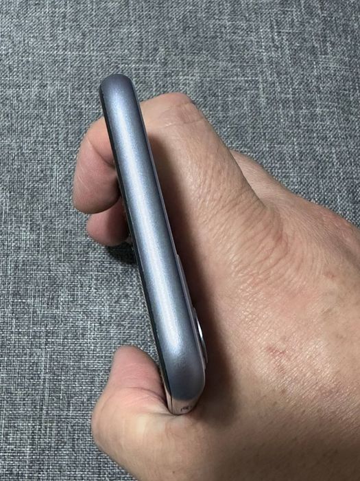 iPhone 11 128Gb neverlock 98акб.