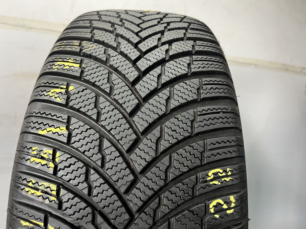 235/55/17 103V Firestone WinterHowk 4