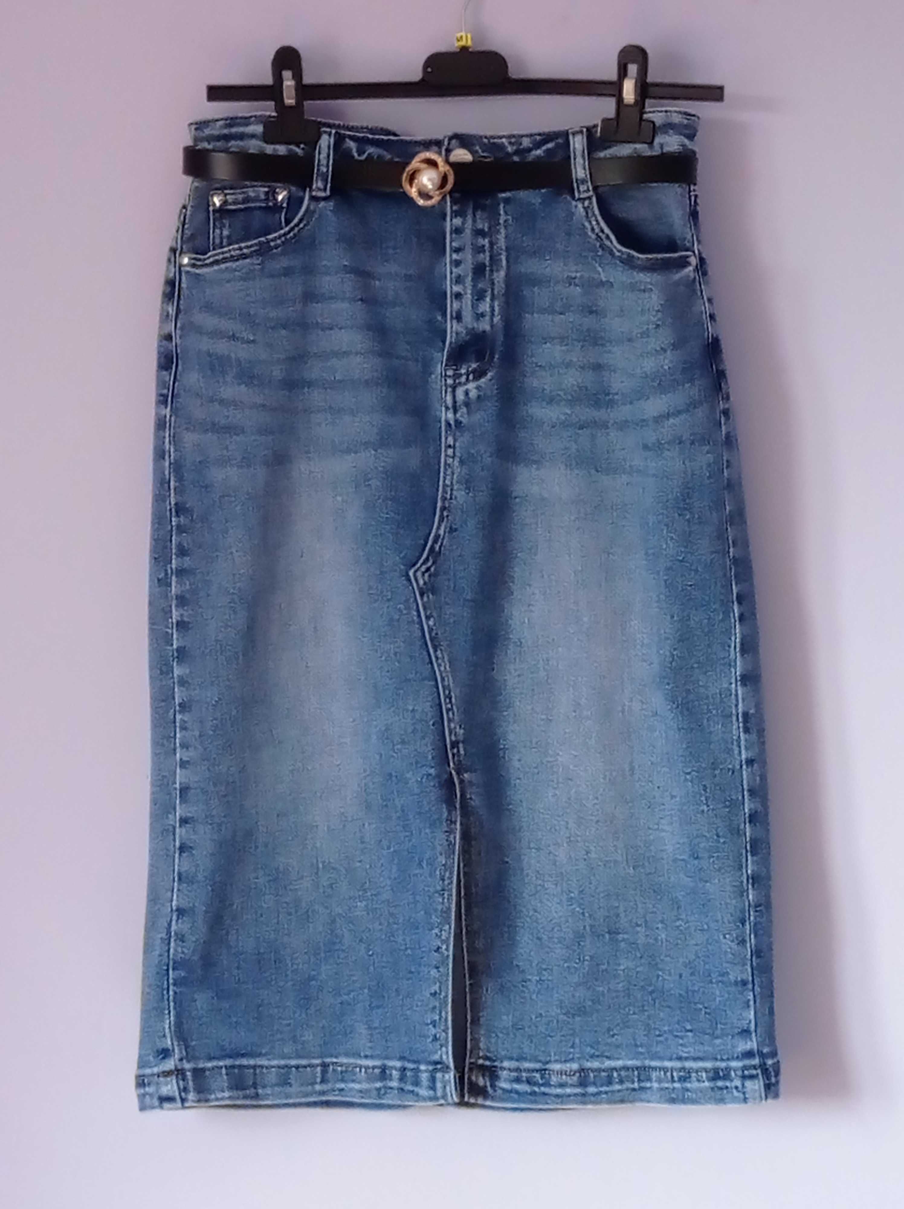 Spódnica jeansowa z paskiem