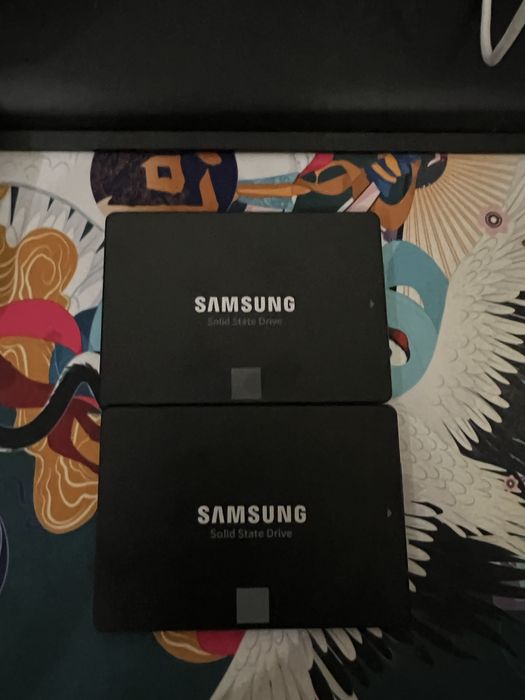 Продаю SSD Samsung 870 EVO — 4TB