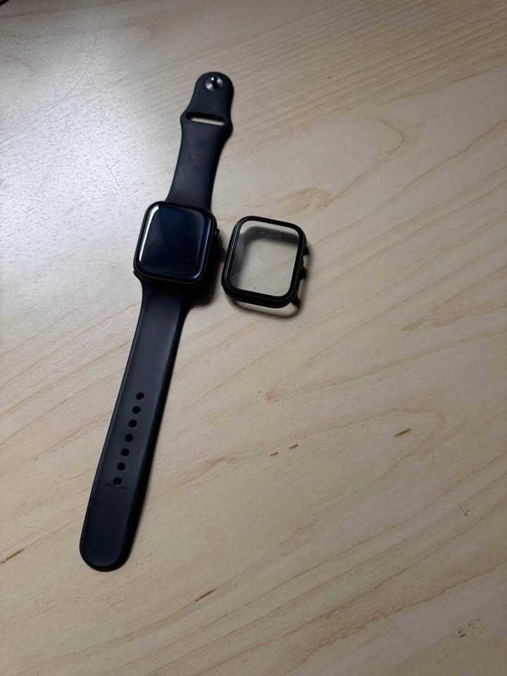 Apple Watch Series 8 (GPS + Cellular) 45 mm